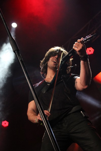 Avo Demirdjian in Concert